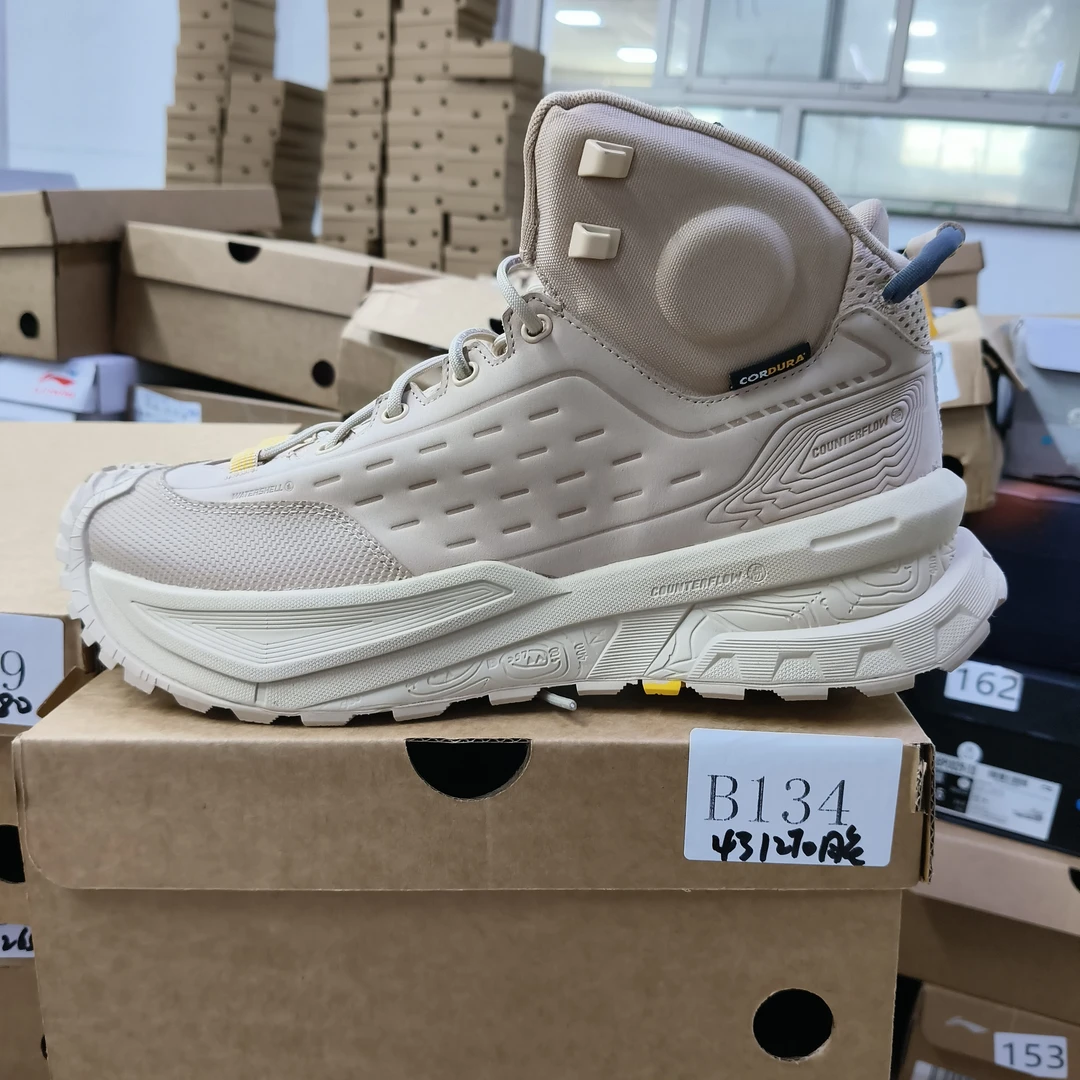 李宁断货-运动鞋-B134