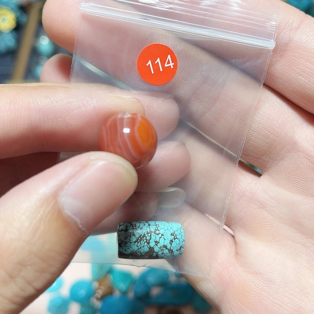 珍***宝玛瑙/玉髓未镶嵌圆珠桶珠老型手串！！