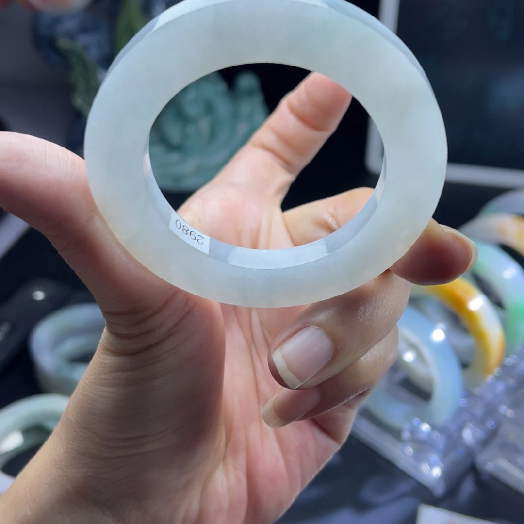 定制翡翠未镶嵌天然翡翠A货手镯