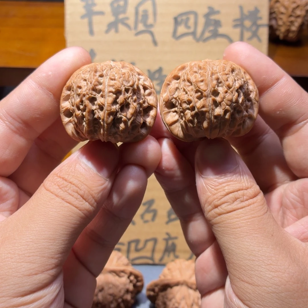 吊坠文玩核桃38血麒麟原生态