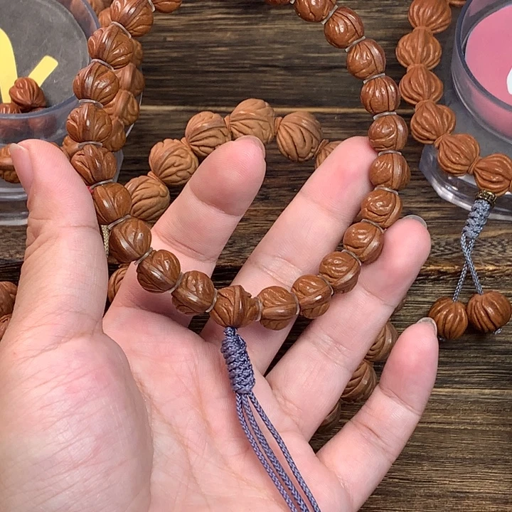 吊坠桃核11玉龙脊龙纹