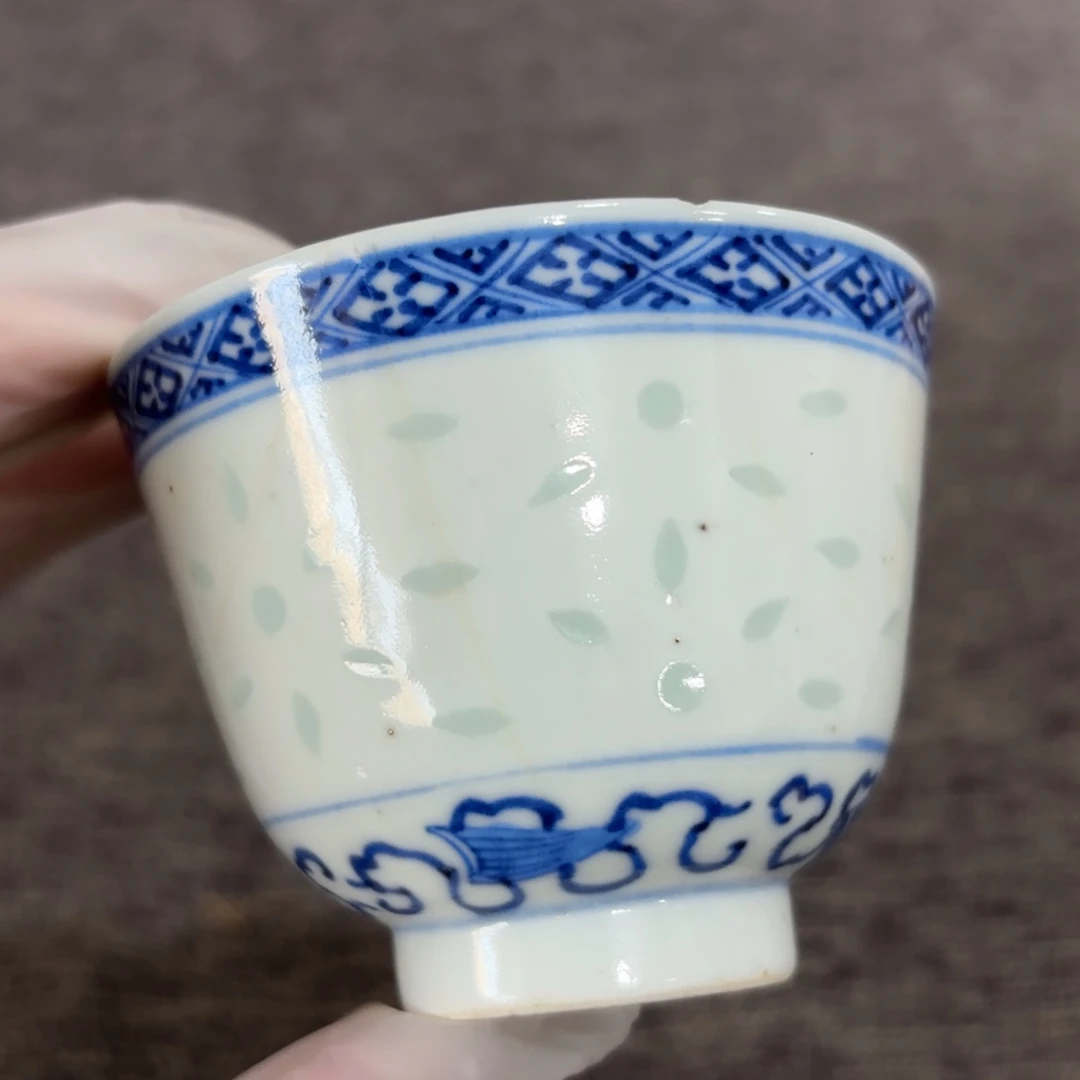 瓷片非常好看的花瓶