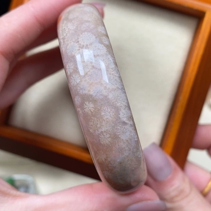 硅化珊瑚（珊瑚玉）手镯未镶嵌54。先点菜勿直拍