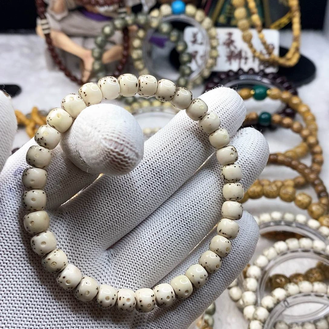 星月菩提手串安****?骨瓷白通体