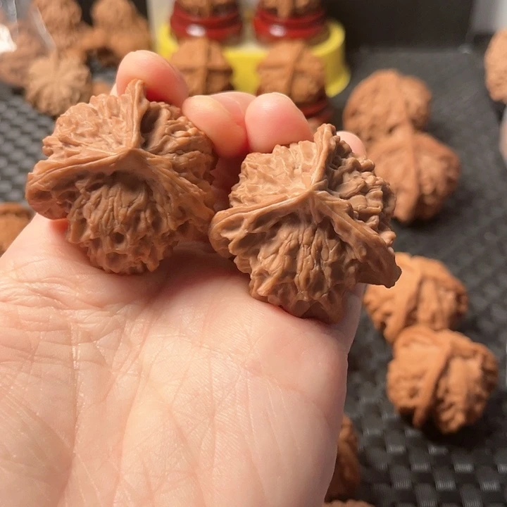 文玩核桃把件就****不39三棱