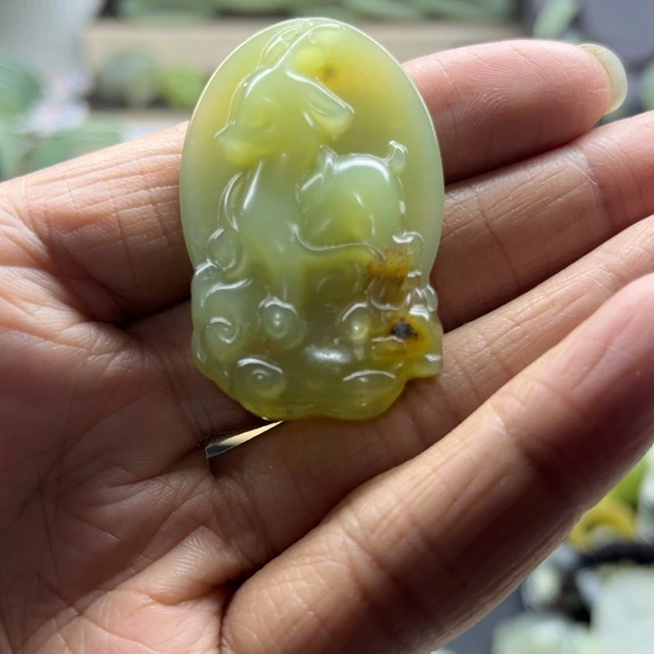 蛇纹石玉未镶嵌手镯4