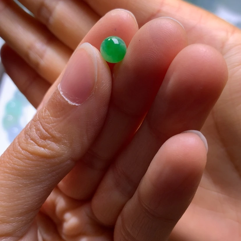 【闪购商品】未镶嵌定制翡翠燕****n福利