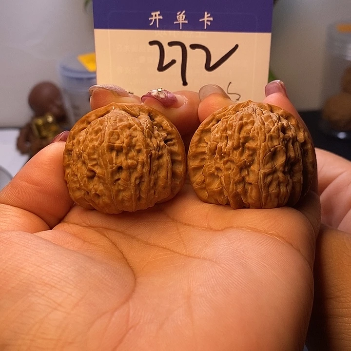 吊坠桃核白狮子39有修s