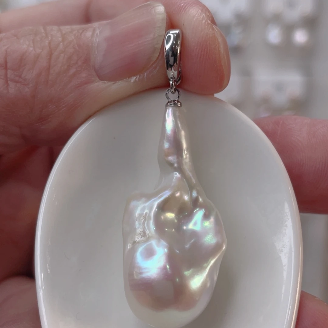 颈饰未镶嵌淡水珍珠