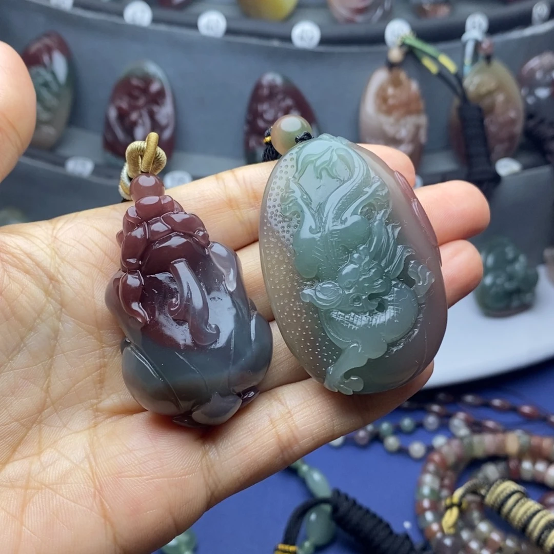 长***日玛瑙/玉髓未镶嵌吊坠(不含链)