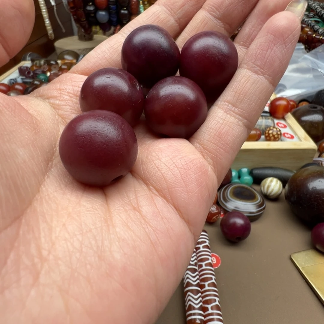 用***风玛瑙/玉髓未镶嵌珠宝半成品