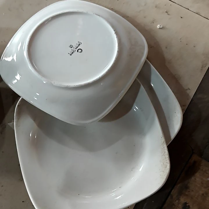 瓷片陶瓷盘子碗啥都有