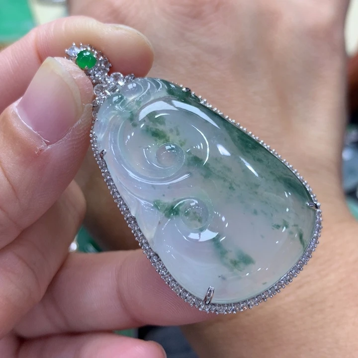 翡翠18K金镶嵌吊坠(不含链)