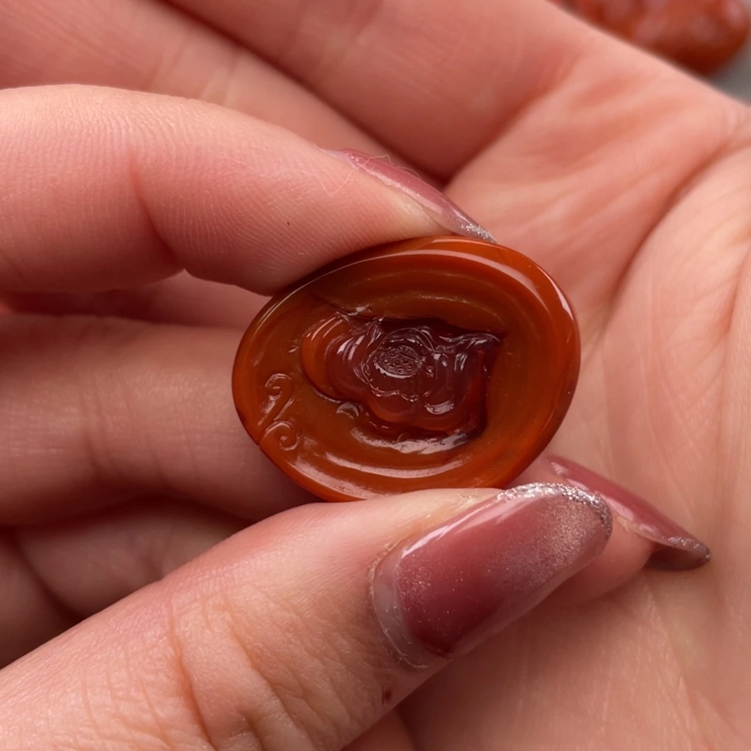 定制南红玛瑙未镶嵌