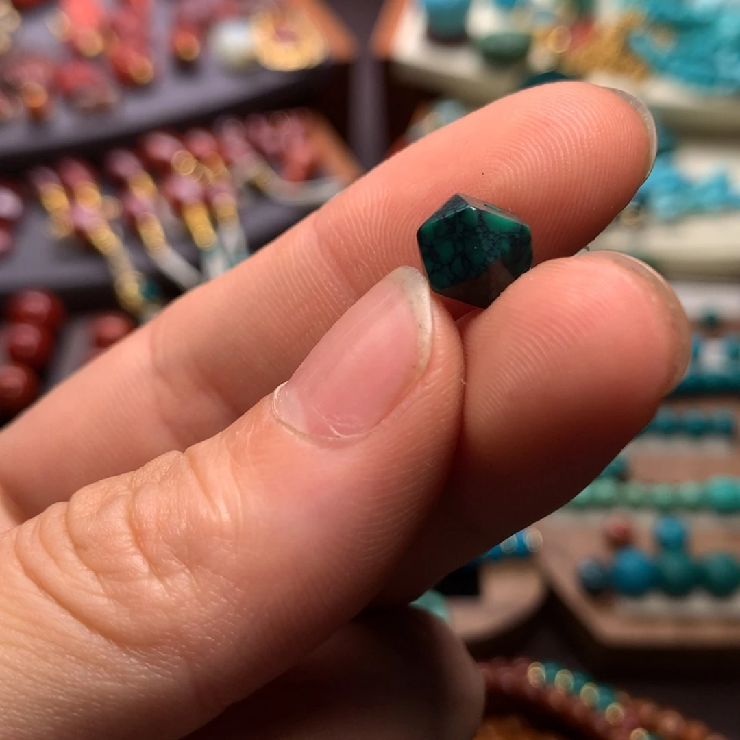 绿松石未镶嵌藏式唐八棱