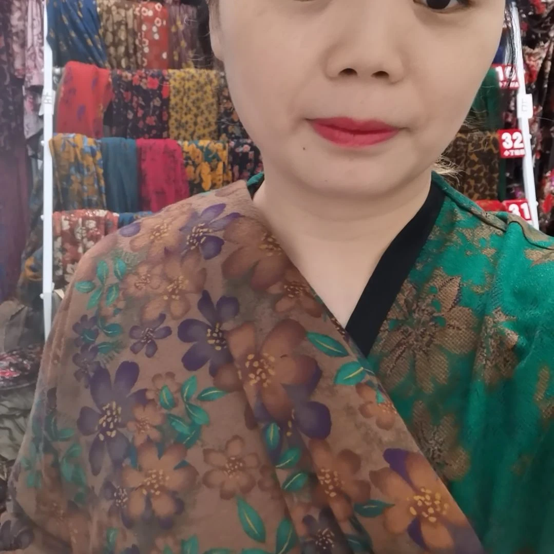 混纺两米温柔咖色花朵
