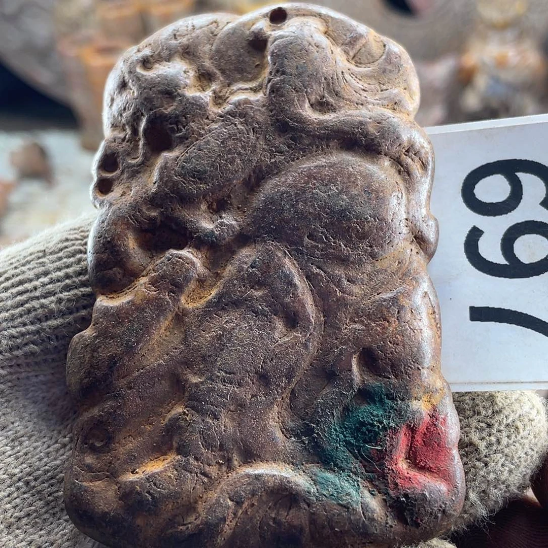 和田玉（糖玉）未镶嵌挂件