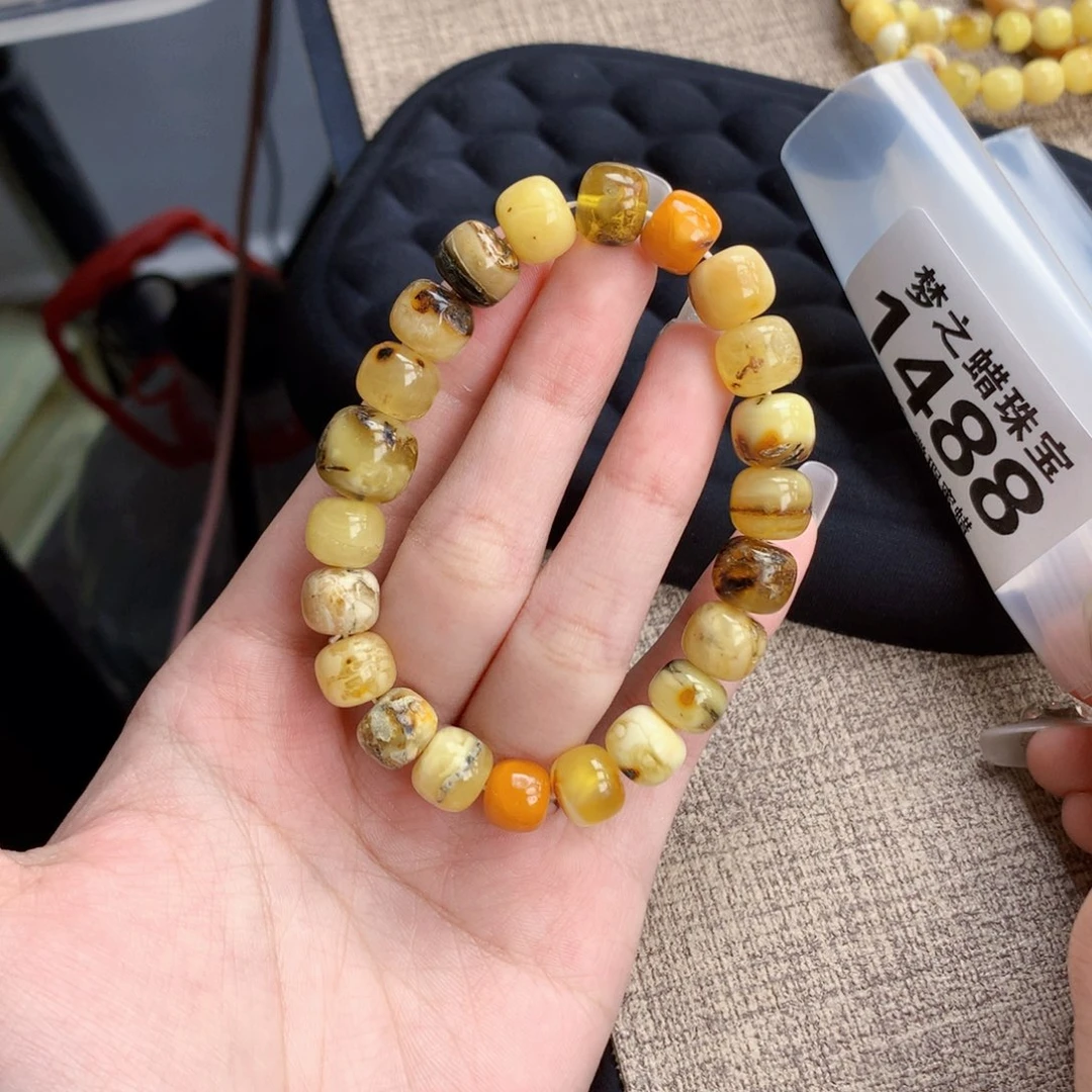 蜜蜡未镶嵌珠宝奇石10