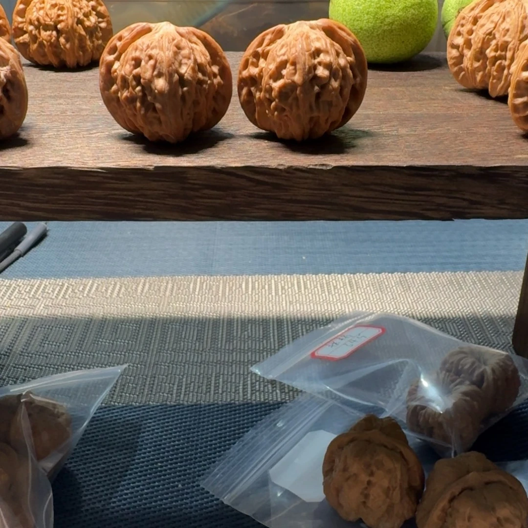 林****宝35.5全品红皮山地磨