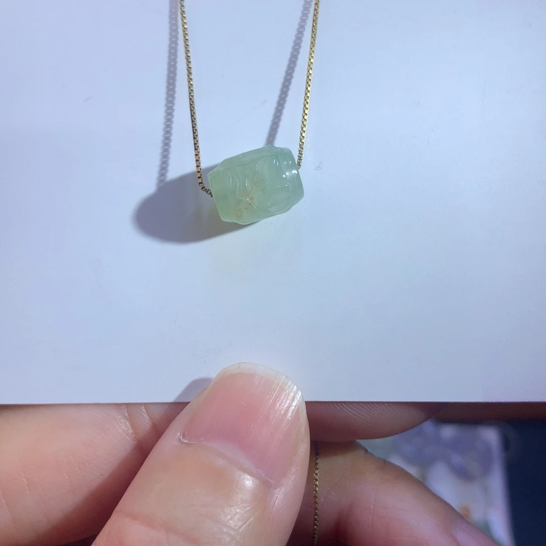 翡翠未镶嵌颈饰翡翠未镶嵌