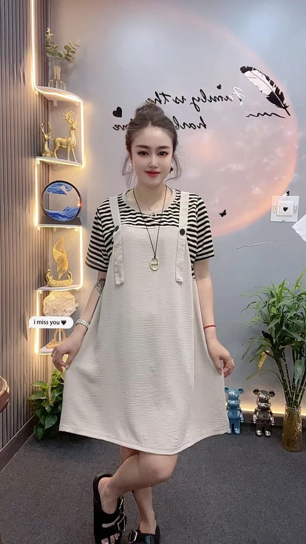 新款流行穿搭假两件休闲百搭显瘦减龄背带连衣裙