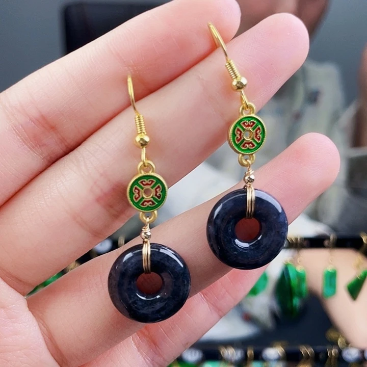 翡翠耳饰未镶嵌饰品