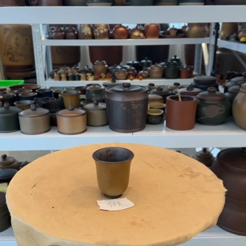 紫砂茶杯。。。。。。。。