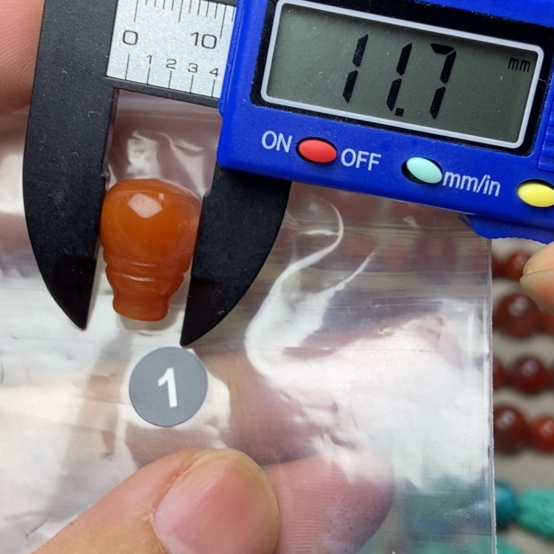 南红玛瑙未镶嵌南红玛瑙有瑕疵