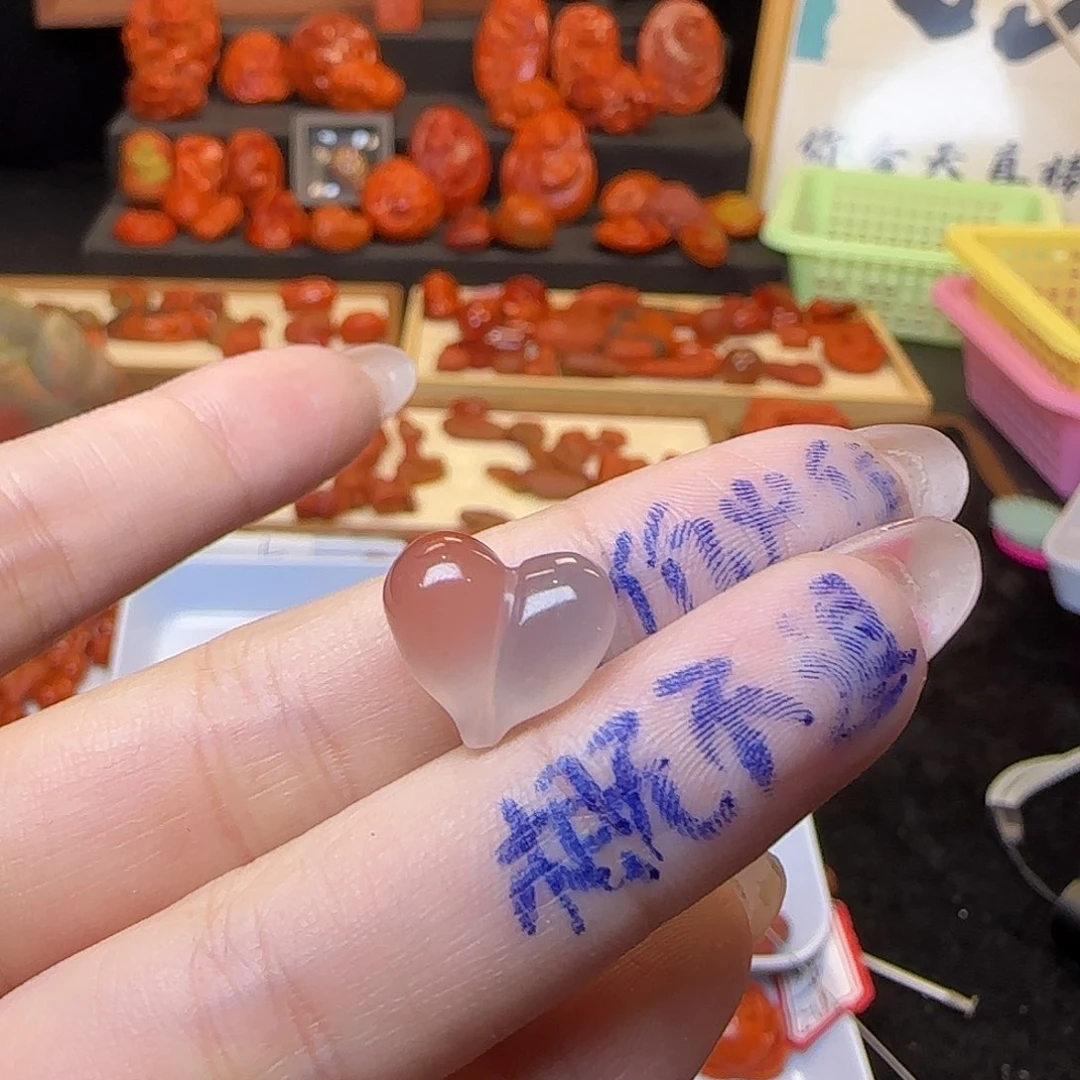 ****刘南红玛瑙未镶嵌吊坠(不含链)