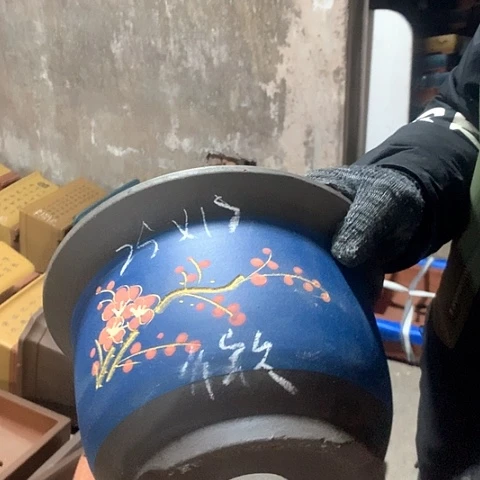 紫砂花盆手工制作