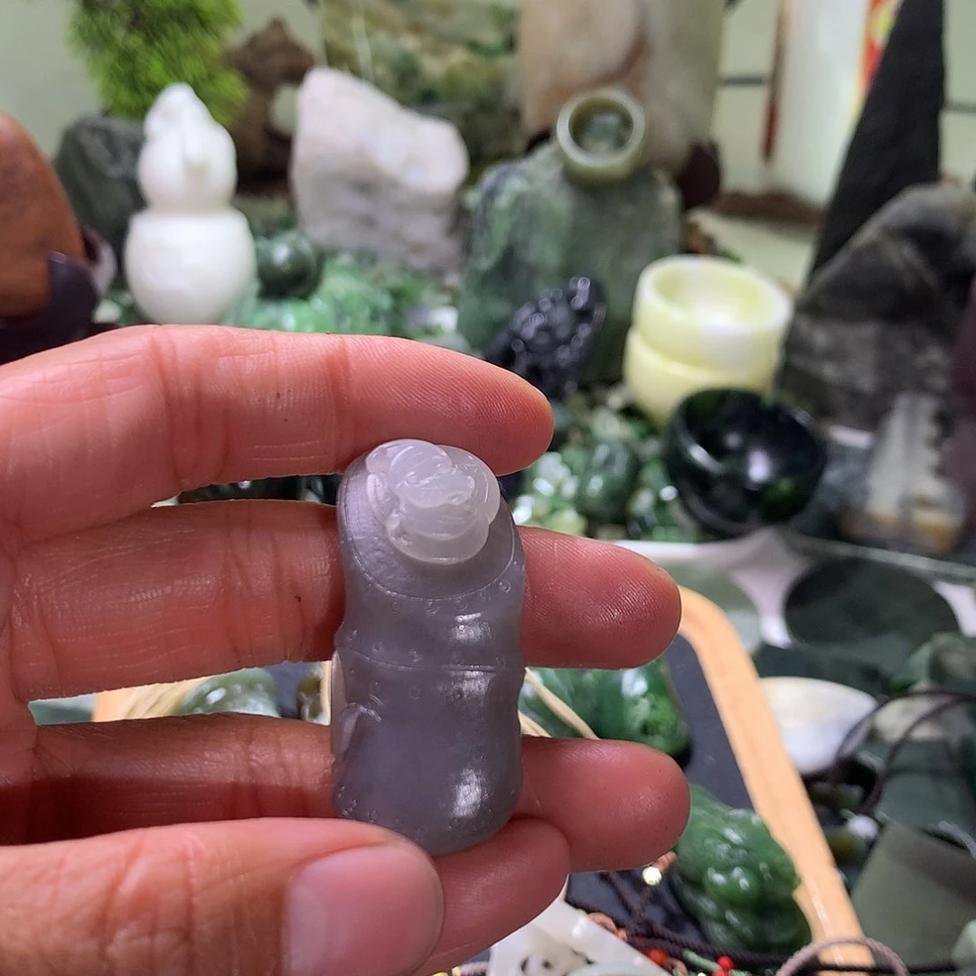 和田玉（糖玉）未镶嵌颈饰瑞****娜
