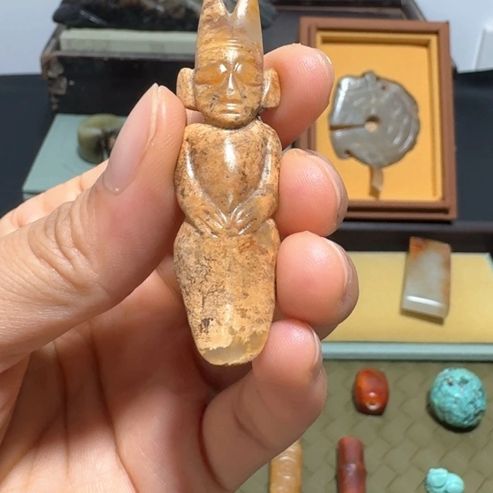 用***1颈饰未镶嵌和田玉
