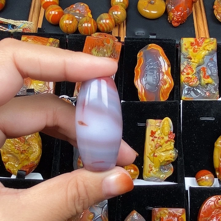 玛瑙/玉髓未镶嵌天然玛瑙战国红