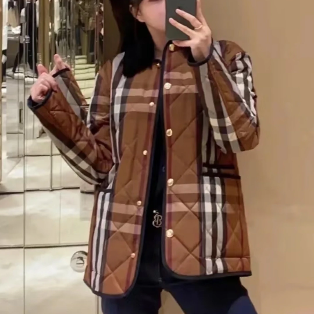 未使用 BURBERRY/博柏利 23ss灯芯绒翻领格纹棉服 S码 ys000197