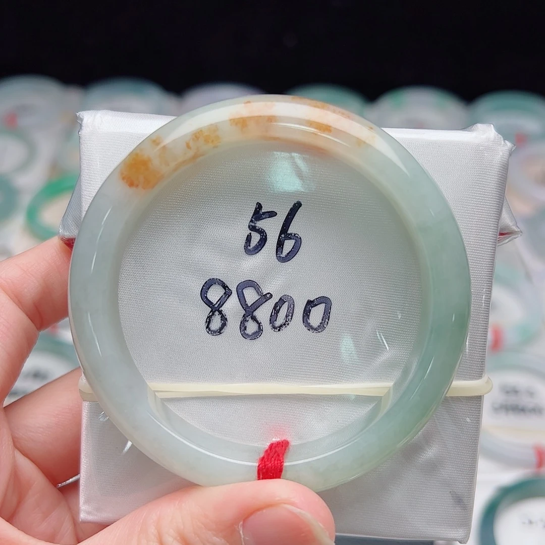 翡翠未镶嵌手镯A货