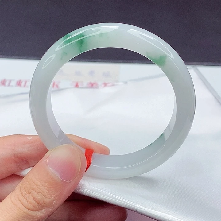 翡翠未镶嵌手镯55.5圈口