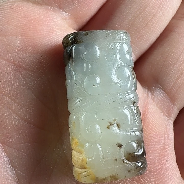 未镶嵌和田玉（糖玉）挂件