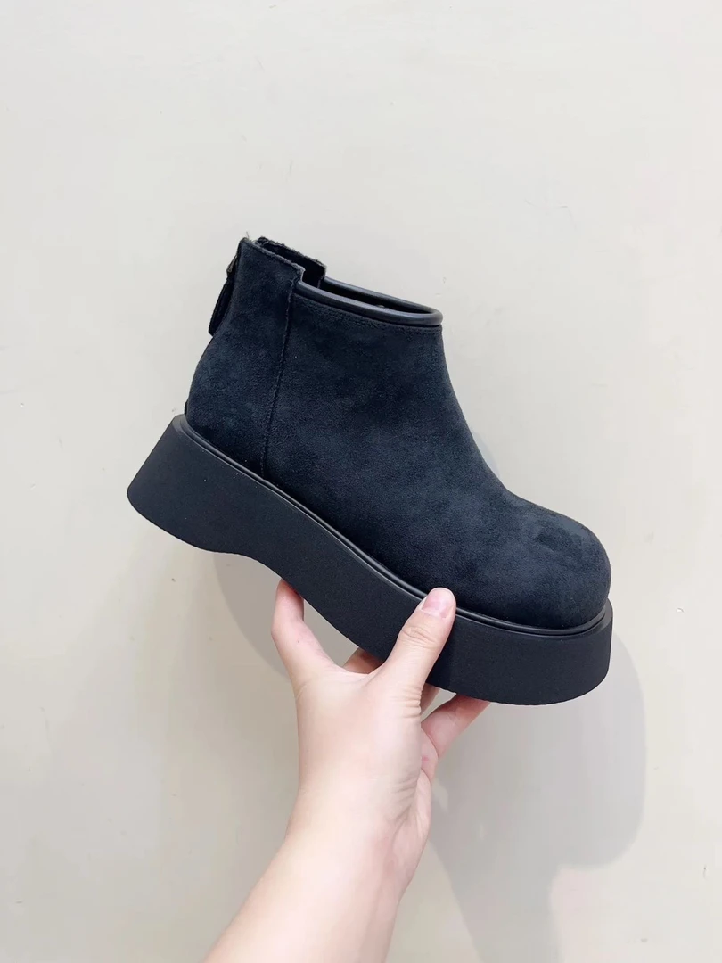 「逗留家」时尚增高马丁靴跟高4.5公分加绒加厚