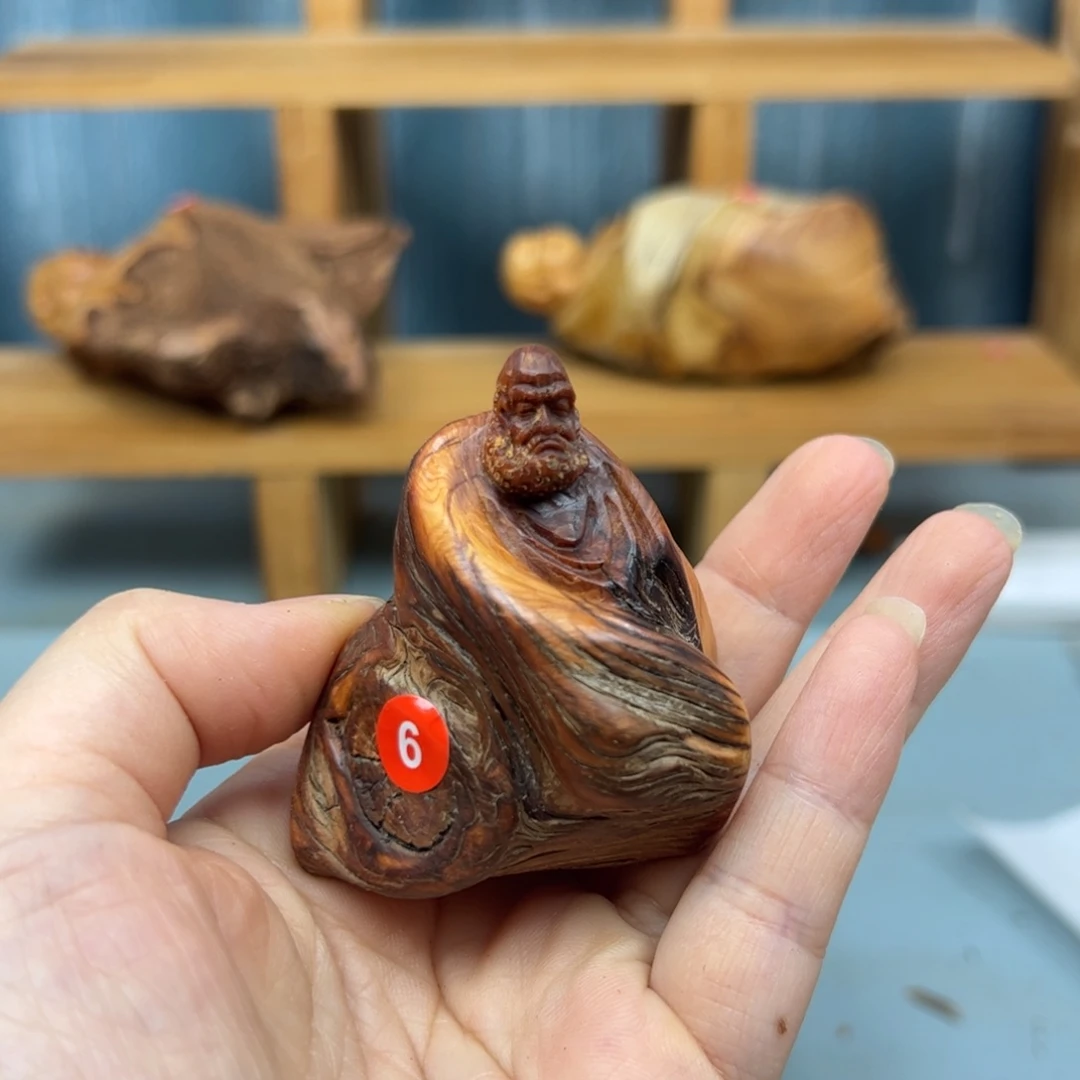 白***水木崖柏木摆件手把件
