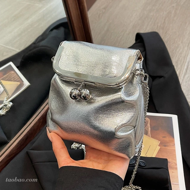 高级质感银色小包包女2025新款百搭链条斜挎手机包时尚迷你水通包