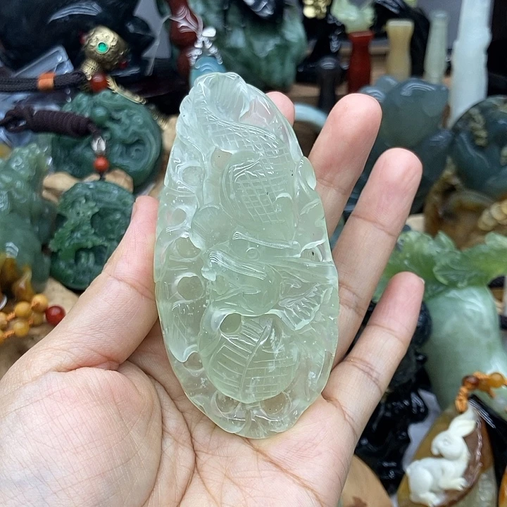 岫玉未镶嵌手把件