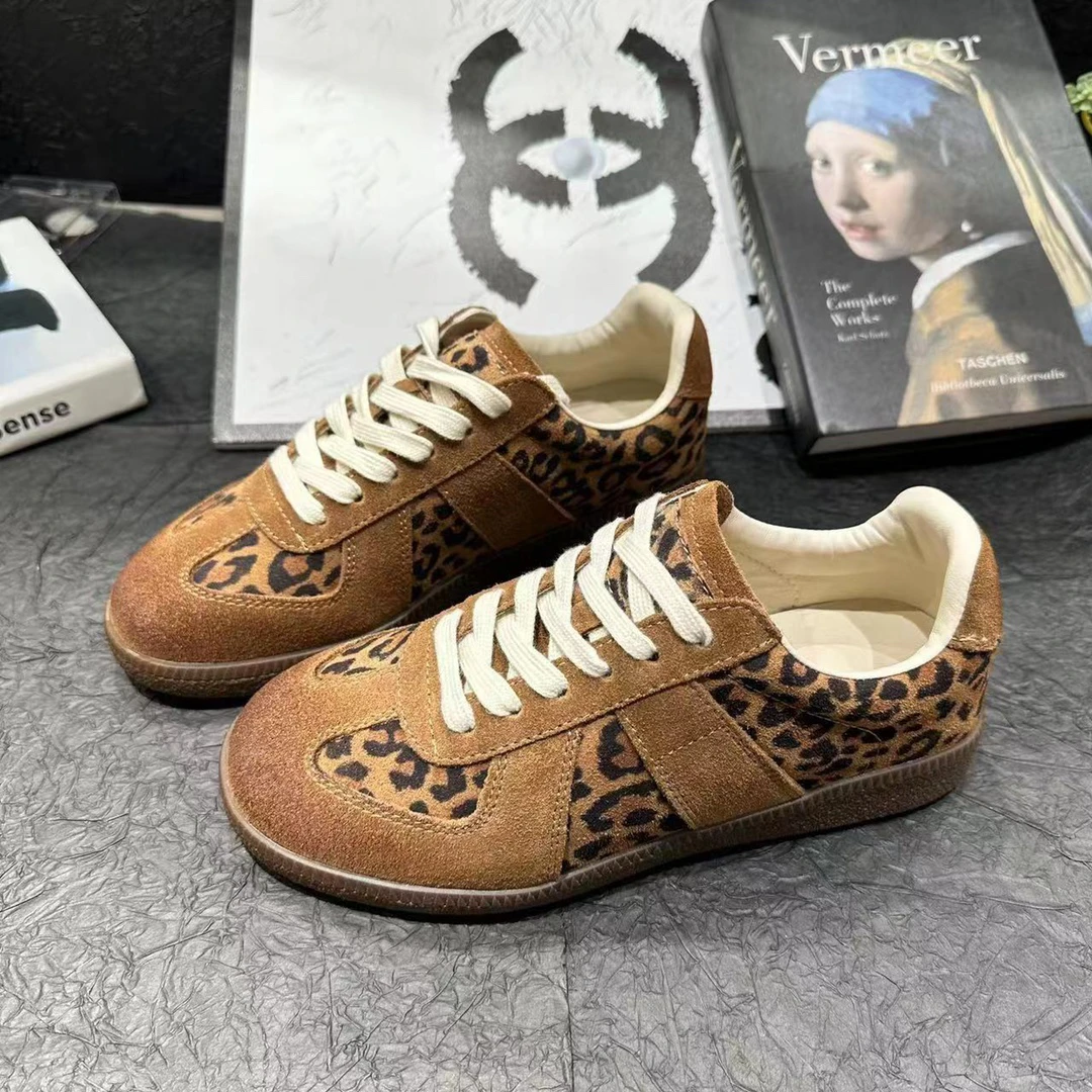 2025春夏美拉德真皮复古小众豹纹复古德训鞋女软底时尚休闲板鞋