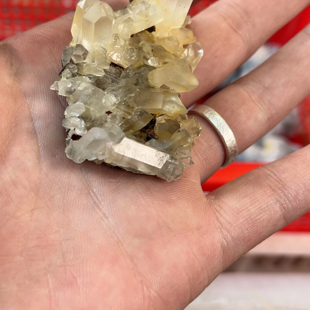 水晶晶簇未镶嵌祁晶簇