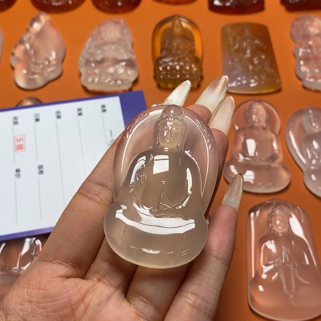 德***胜玛瑙/玉髓吊坠未镶嵌