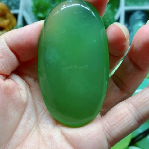 蛇纹石玉未镶嵌手把件