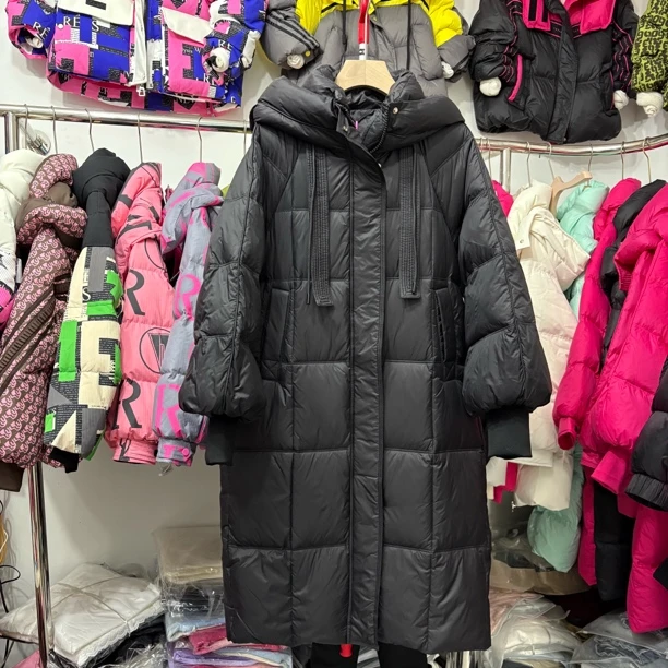 长款90绒羽绒服简约时尚连帽外套