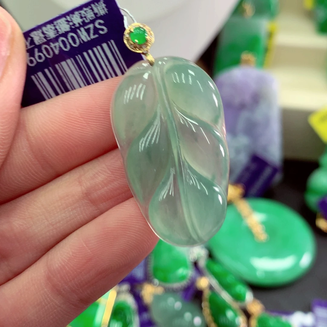 翡翠18K金镶嵌吊坠(不含链)