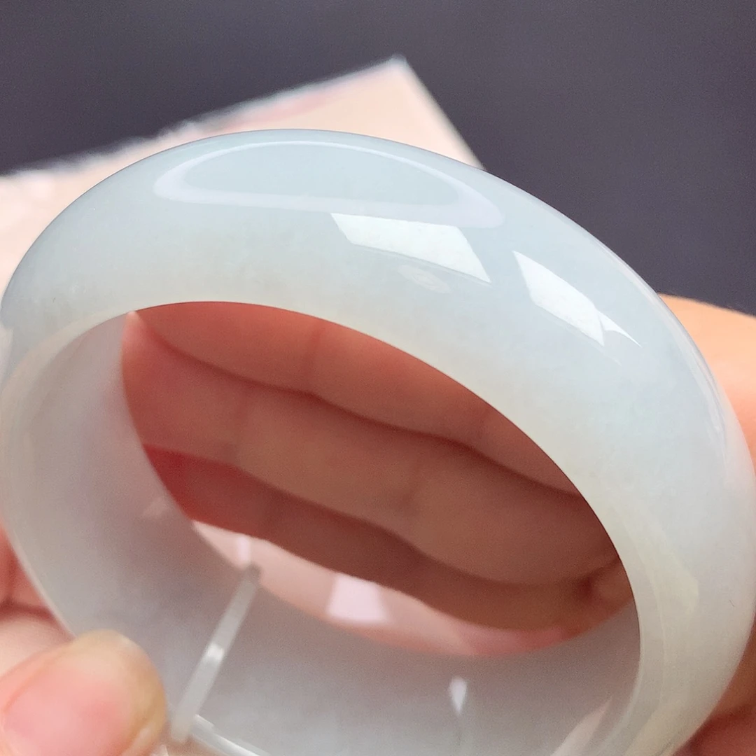 翡翠手镯未镶嵌56.5圈口