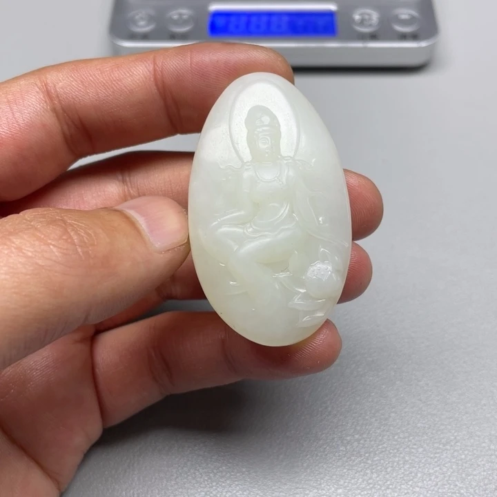 和田玉吊坠(不含链)未镶嵌三**阳