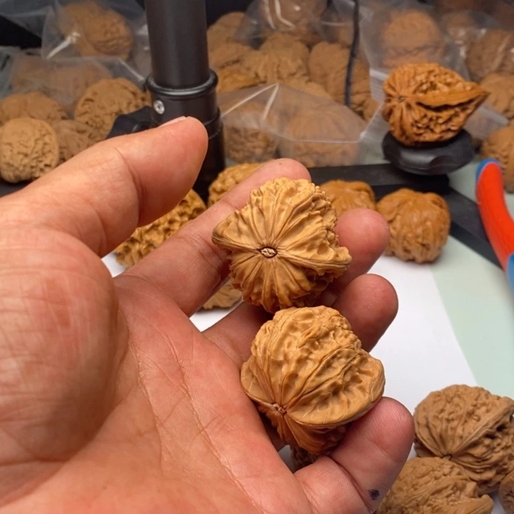 志***搏文玩核桃吊坠11111111111